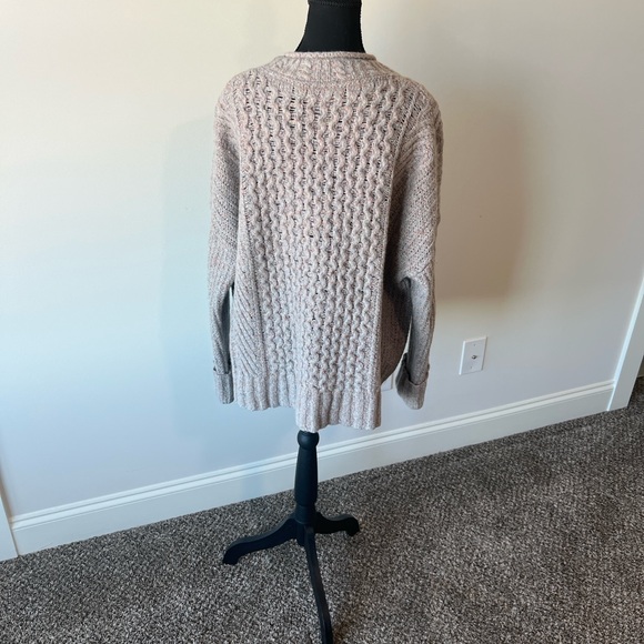 Lululemon Wool-Blend Cable-Knit Sweater in Heathered Gull Grey XL *worn once* - Picture 7 of 10
